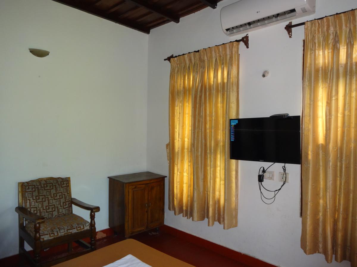 Pozhiyoram Ayurveda Beach Resort Alappuzha Εξωτερικό φωτογραφία