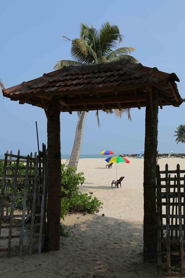 Pozhiyoram Ayurveda Beach Resort Alappuzha Εξωτερικό φωτογραφία