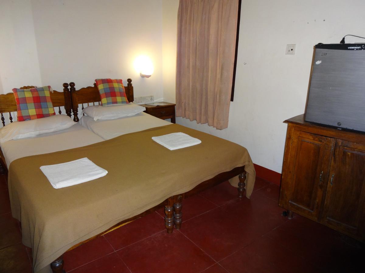 Pozhiyoram Ayurveda Beach Resort Alappuzha Εξωτερικό φωτογραφία