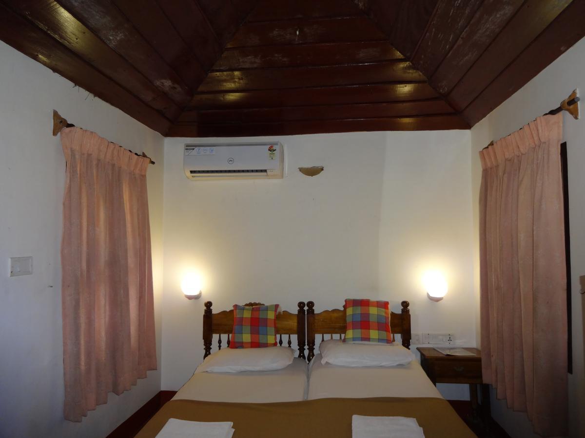 Pozhiyoram Ayurveda Beach Resort Alappuzha Εξωτερικό φωτογραφία